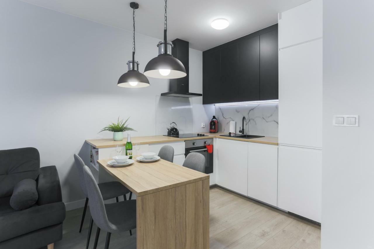 Apartament Gdansk Blisko Starego Miasta Z Widokiem Na Marine Exterior photo